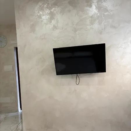 فندق مبيت وإفطار Luxury By Anna باري