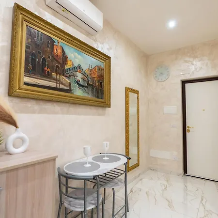 Luxury By Anna Готель типу 